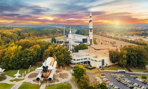 Experiential Learning Trip to the U.S. Space and Rocket Center